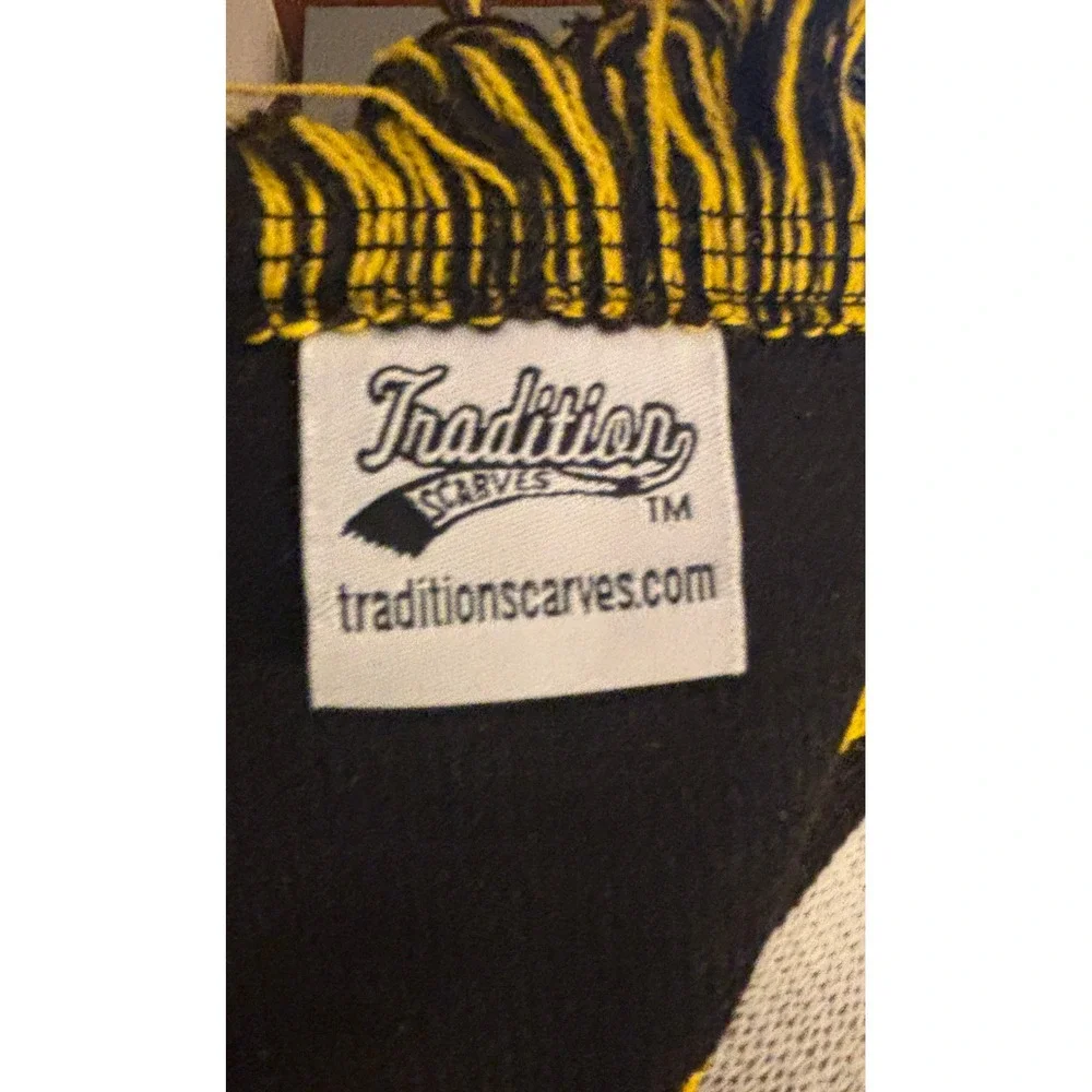 VCU Rams Tradition Scarves Black Gold Knit Scarf NCAA College Basketball
